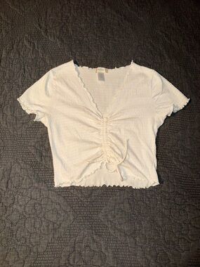 Altar'd State Cream Ruched V-Neck Crop Top